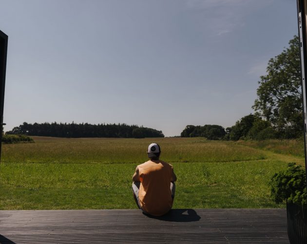 Disconnect from social media